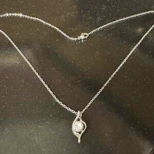 Teardrop diamond necklace - NEW